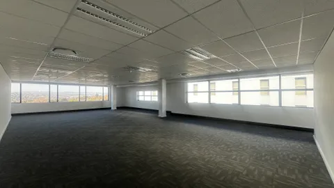 Atholl Towers, 129 Patricia Road, Sandown has a a 188m² Office Space Available To Let (16)